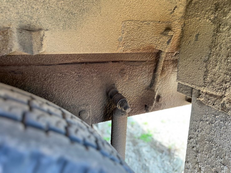 1999-mack-ch613-image-78