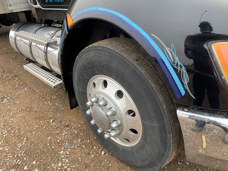 2022-kenworth-t370-image-7