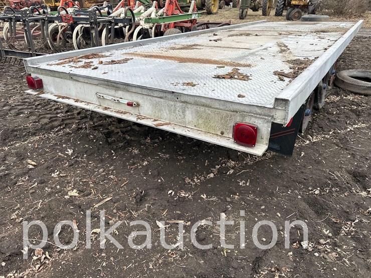 triple-axle-aluminum-trailer---90"-x-21.5'-(no-title)-(hess)-image-5