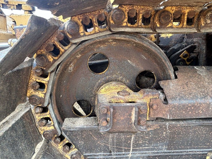 caterpillar-d4g-lgp-image-48