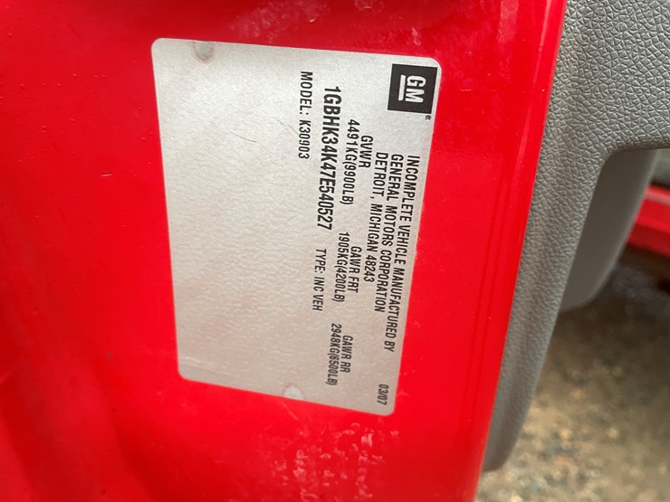 2007-chevrolet-3500-image-35