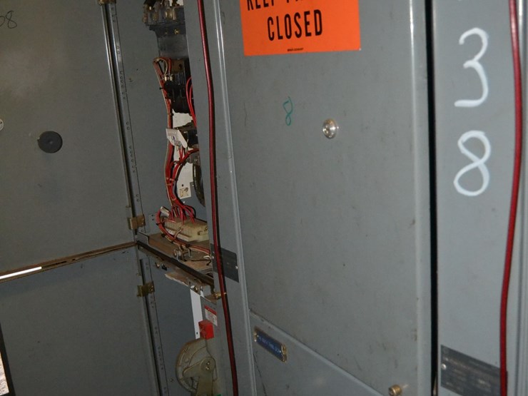 allen-bradley-9-section-mcc-panel-w/-6-size-1-starter-w/-4-size-2-starter-w/-4-size-3-starter-w/-2-size-4-starter-w/-disconnect-image-5