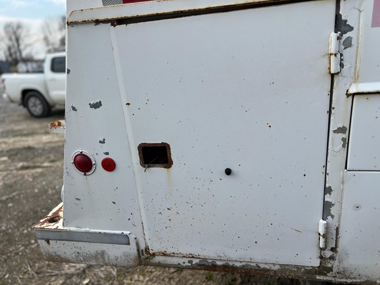 1999-mack-ch613-image-60