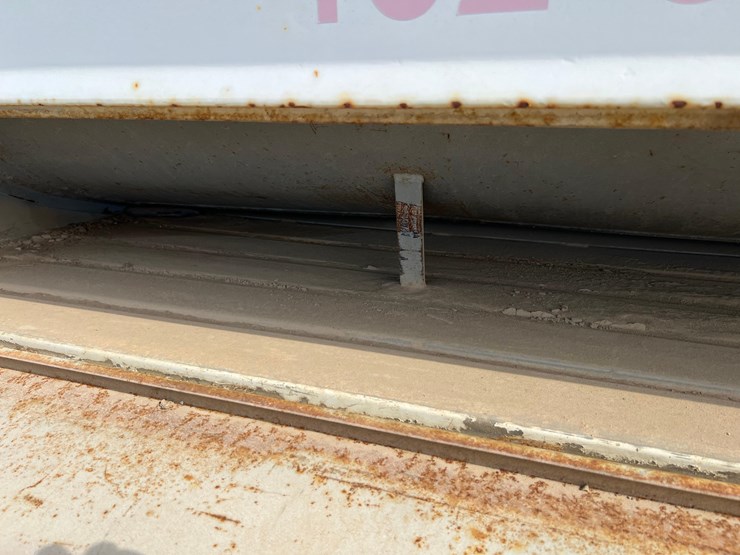 1999-mack-ch613-image-75