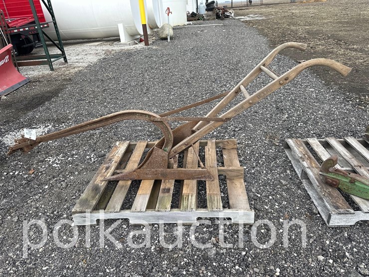 john-deere-walking-plow-(wf)-image-2