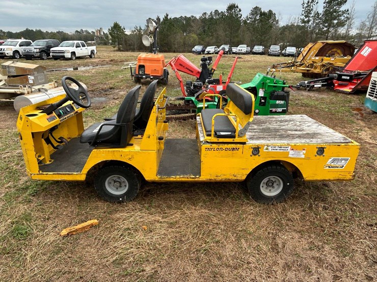 2018-taylor-dunn-bs440-48v-bigfoot-shuttle-cart-image-3