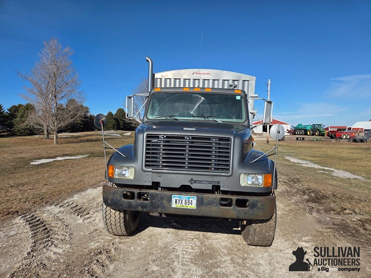 1997-international-4900-image-2