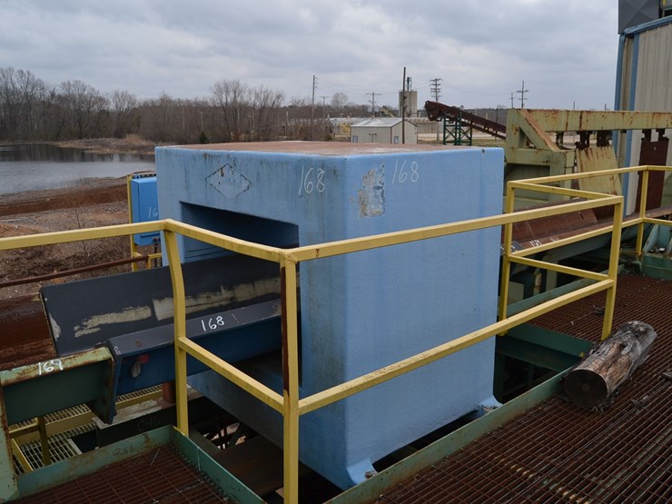 mdi-48"-model-2000-whole-tree-metal-detector-w/-fiberglass-section-image-2