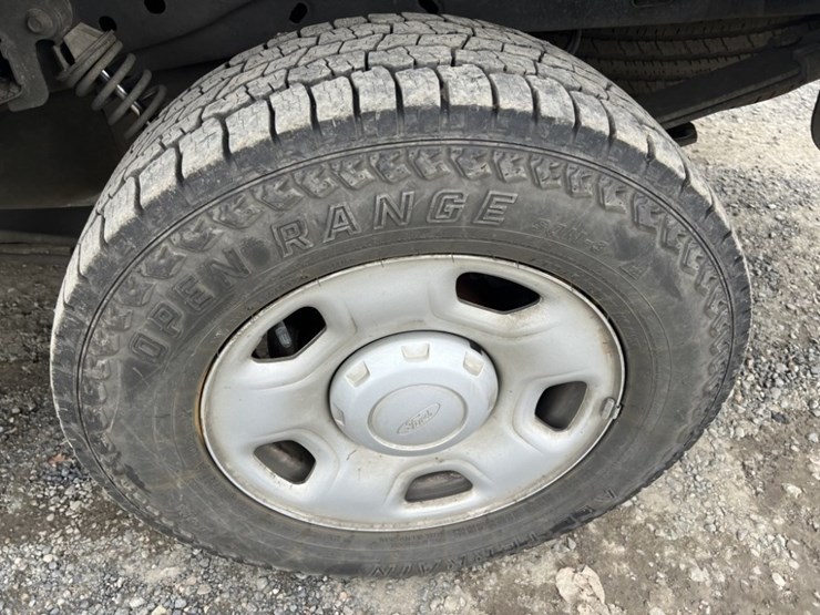 2009-ford-f150-xl-image-18