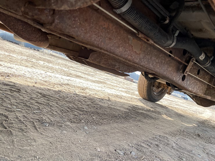 #1474-•-2014-chevy-silverado-pickup-truck-(has-mn-title)-image-23