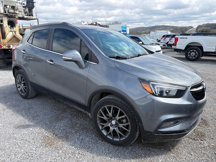 2019-buick-encore-image-2