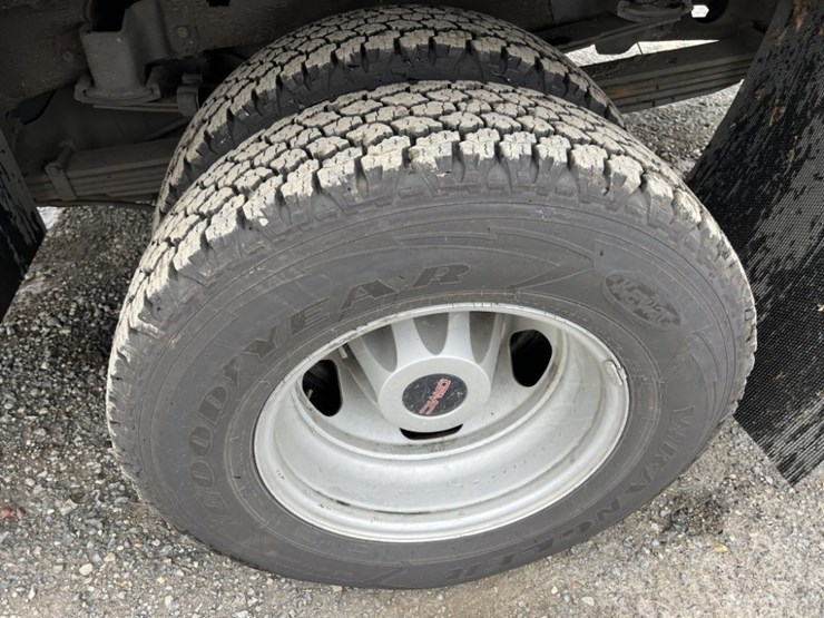 2011-liftmoore-3200ree-image-18