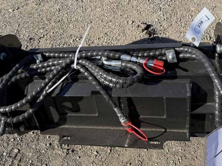 #238-•-mini-skid-steer-4-in-1-bucket-image-3