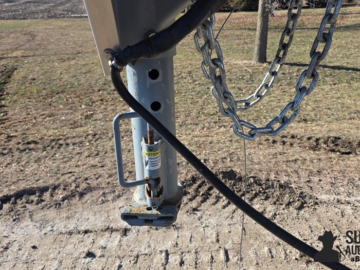 2022-eby-livestock-trailer-image-9