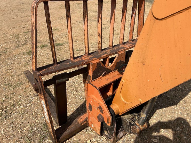 lull-644b-37-image-45