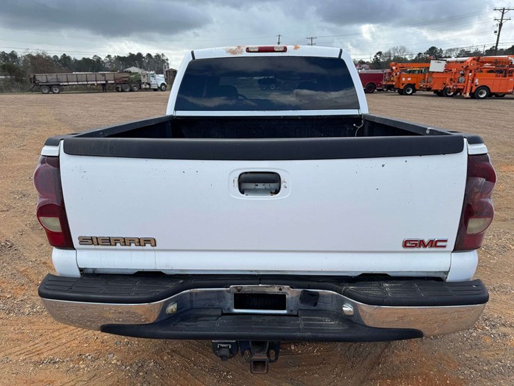 2005-gmc-sierra-1500-sle-image-6