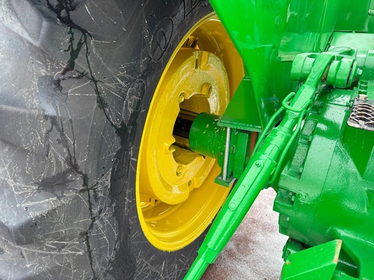 john-deere-6030-image-28
