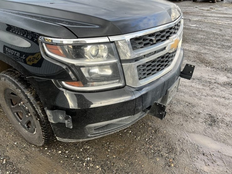 2018-chevrolet-tahoe-image-14