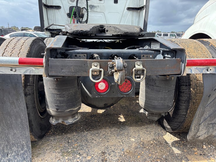 2018-international-lt-image-9