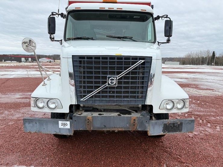 #280-•-lot-280-image-27