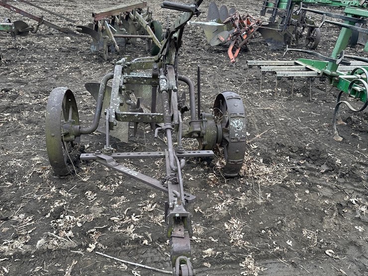 john-deere-2-image-2