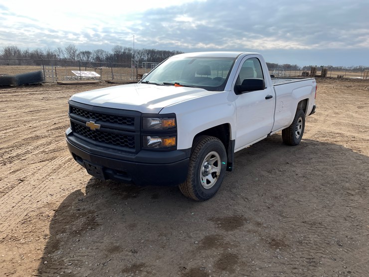 #1474-•-2014-chevy-silverado-pickup-truck-(has-mn-title)-image-1