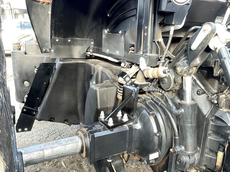 #101-•-case-ih-185-puma-tractor-(2nd-owner)-image-24