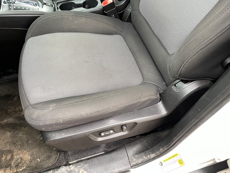 2012-chevrolet-captiva-image-24