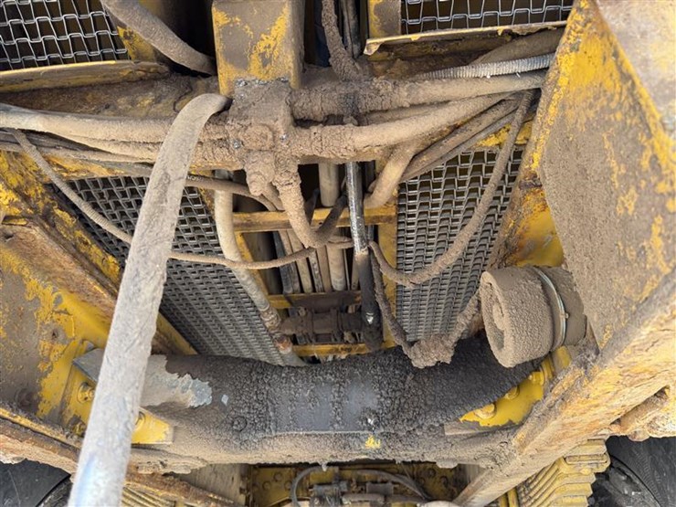 2005-john-deere-100-image-47