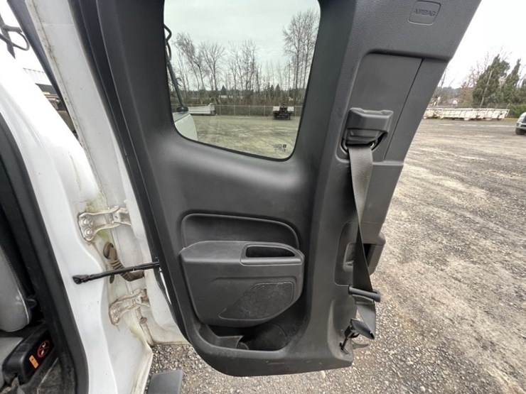 2016-chevrolet-colorado-image-31