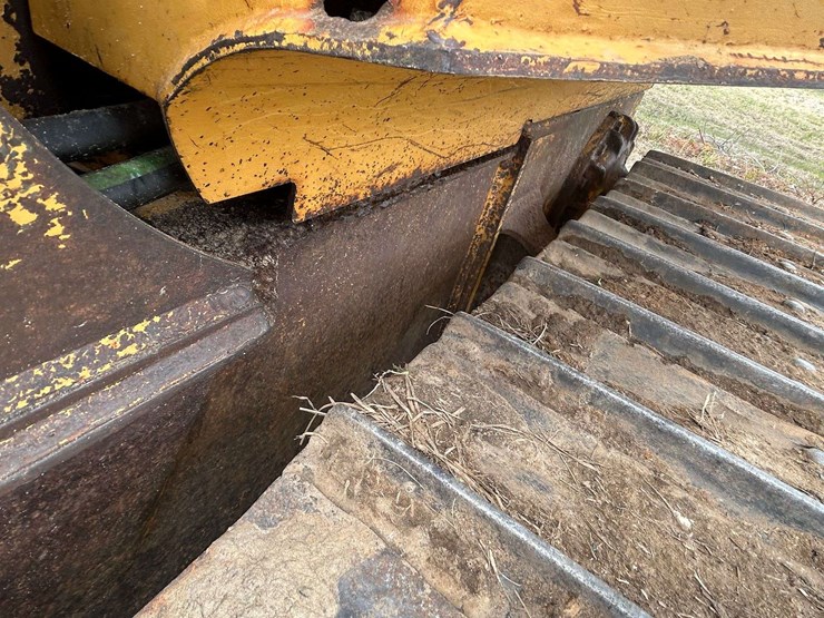 caterpillar-d4g-lgp-image-52