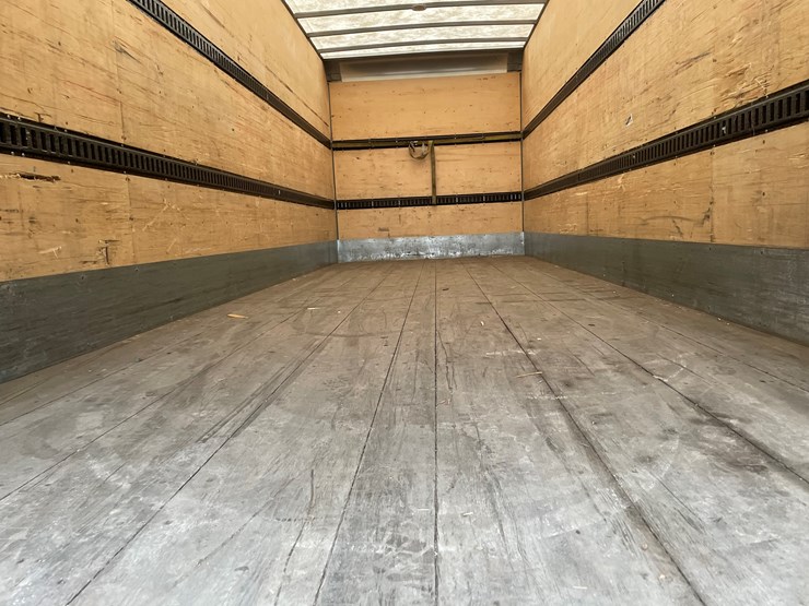 2022-kenworth-t370-image-44