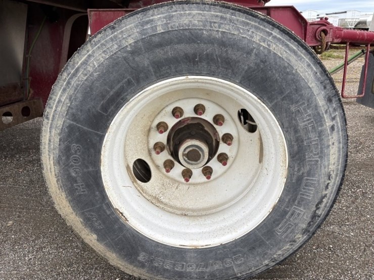 2016-dc-t/a-double-drop-pup-trailer-image-10