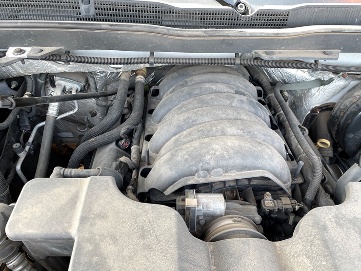 #1474-•-2014-chevy-silverado-pickup-truck-(has-mn-title)-image-29