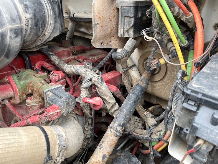 2012-ford-f650-image-12