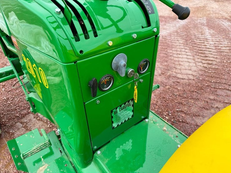 john-deere-2010-image-31