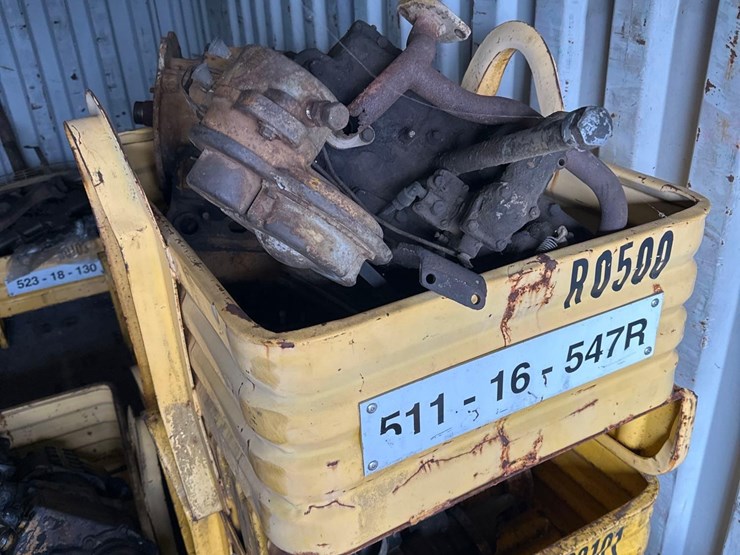 20'-container-w/-all-contents-(hess)-image-7