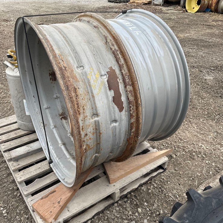 (2) 38" RIMS & MISC. (WF)