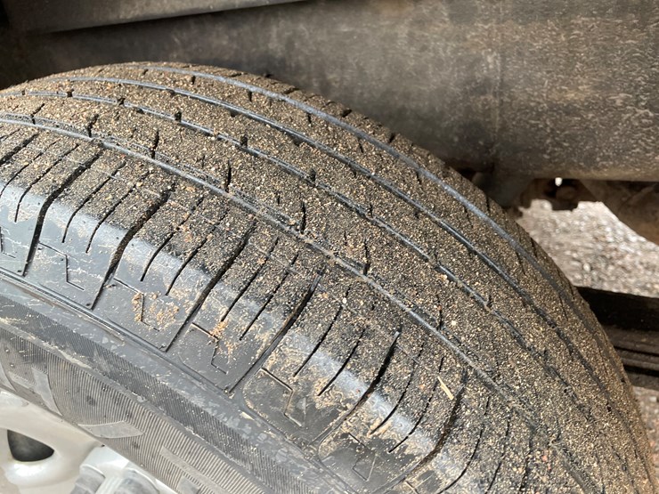 2003-chevrolet-silverado-2500hd-image-12