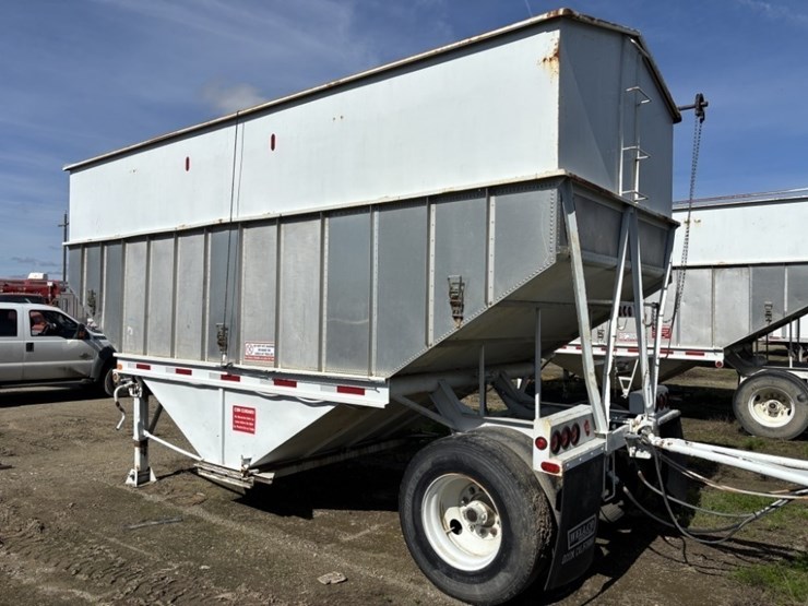 1968-titan-trailer-image-3