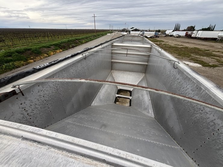 2005-timpte-super-hopper-image-23