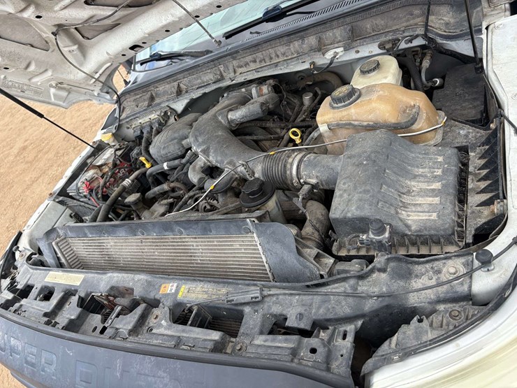 2001-ford-f450-image-27