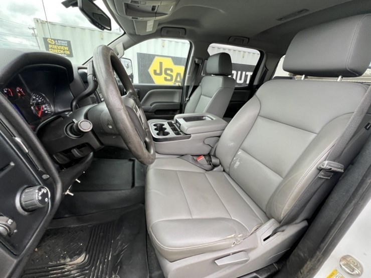 2018-gmc-sierra-2500-image-27