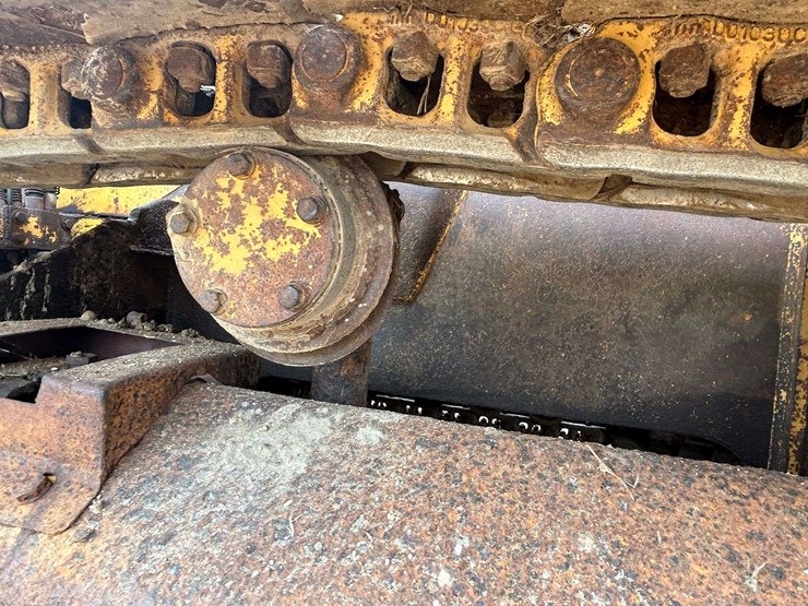 caterpillar-d4g-lgp-image-43