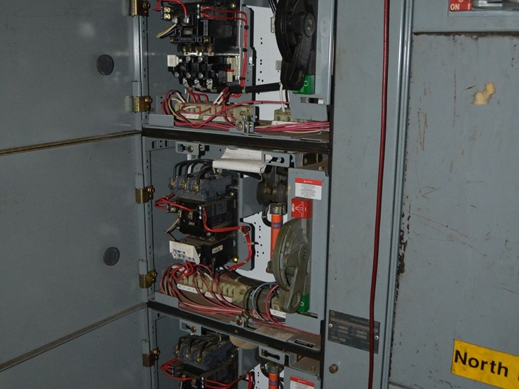 allen-bradley-9-section-mcc-panel-w/-6-size-1-starter-w/-4-size-2-starter-w/-4-size-3-starter-w/-2-size-4-starter-w/-disconnect-image-2