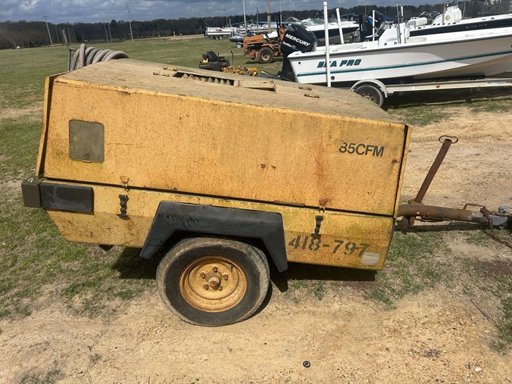 1990-atlas-copco-185-cfm-image-2