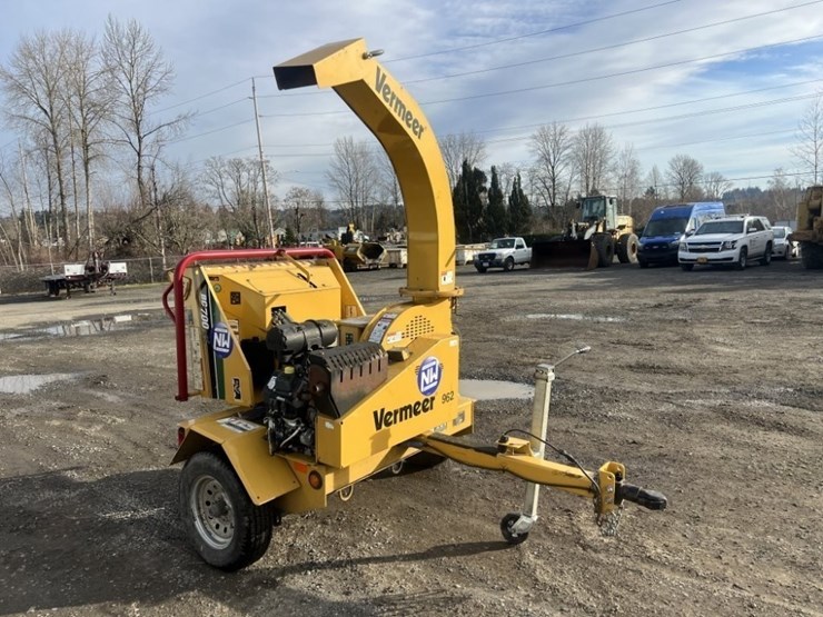 2020-vermeer-bc700xl-image-2