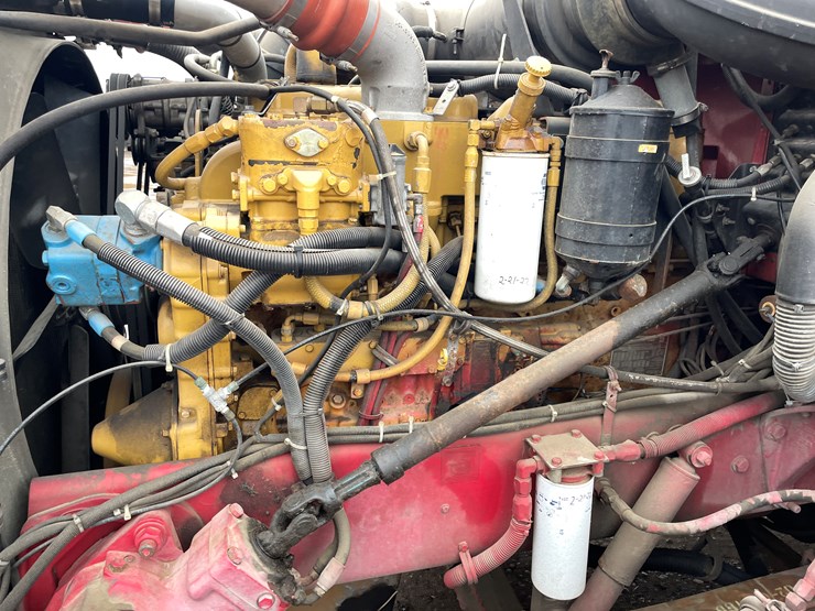 1991-peterbilt-377-image-40