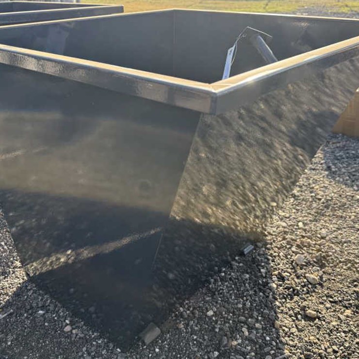 #104 • Mobile Self-Loading Dumping Hoppers