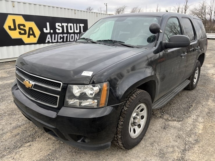 2012-chevrolet-tahoe-image-1